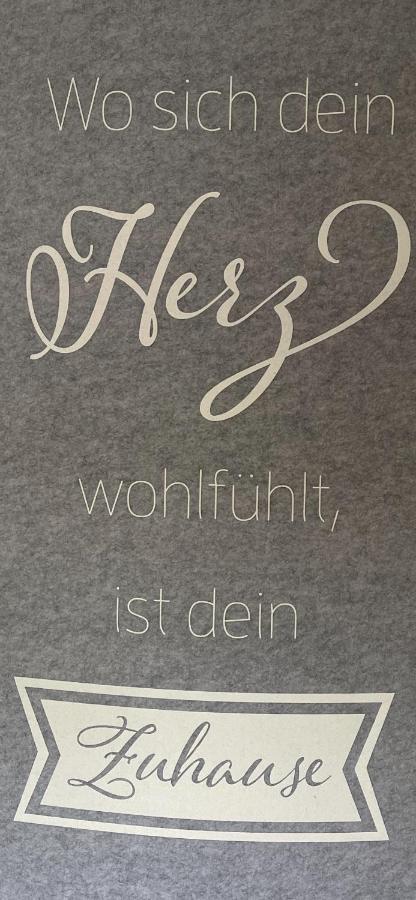 Rosmarin - Kuschelige Fewo - Romantik & Entspannung Im Whirlpool Auf Privater Terrasse, Ruhe & Hund Willkommen - By Ferienwohnenamsee - 위버링겐 외부 사진